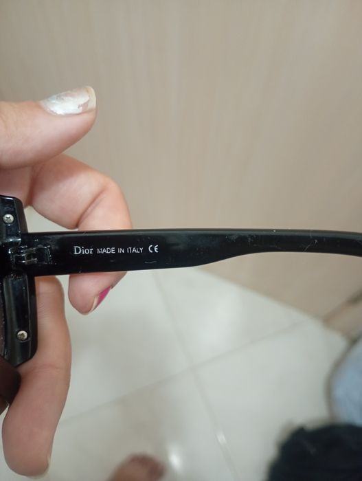 Страхотни модели слънчеви очила Rayban и Dior