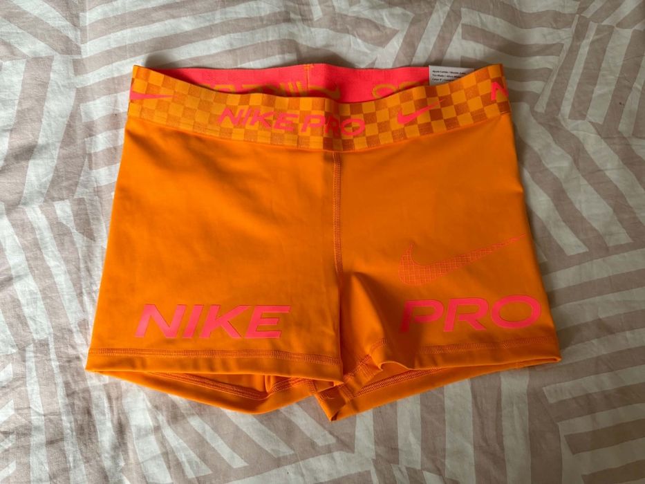 Nike спортни къси панталони