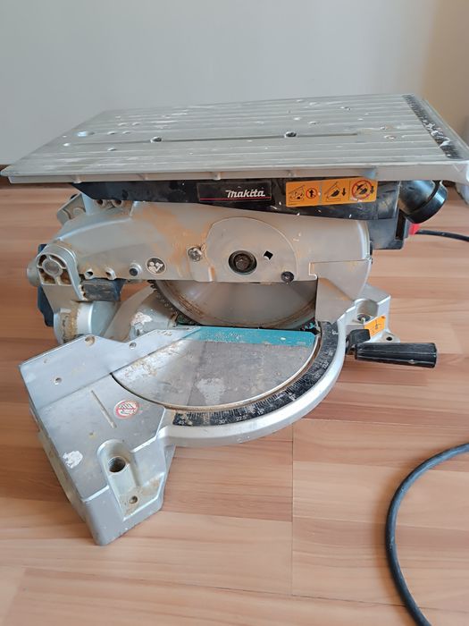 Инструментлар сотилади