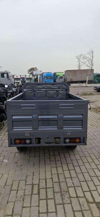 Muravek bor bir tonna