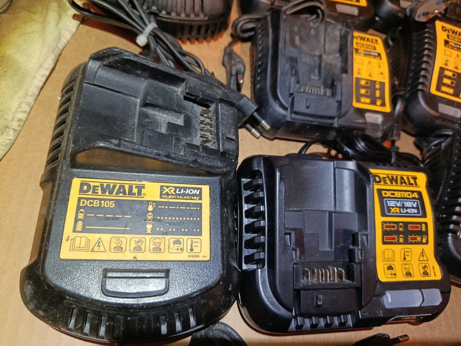 DeWalt DCB105 DCB113 DCB115 charger incarcator sursa baterie 12V 18V