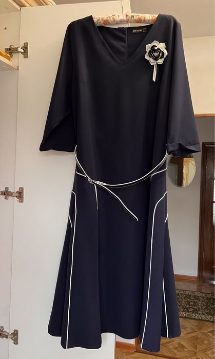 Платья повседневные и вечерние