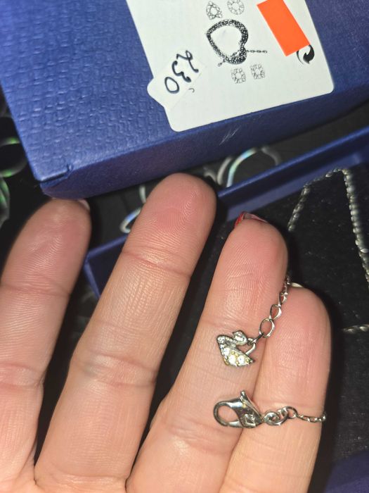 Провадавам колие Сваровски