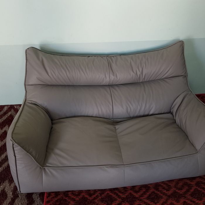 Yengil bag'ining divan, ikki kishilik