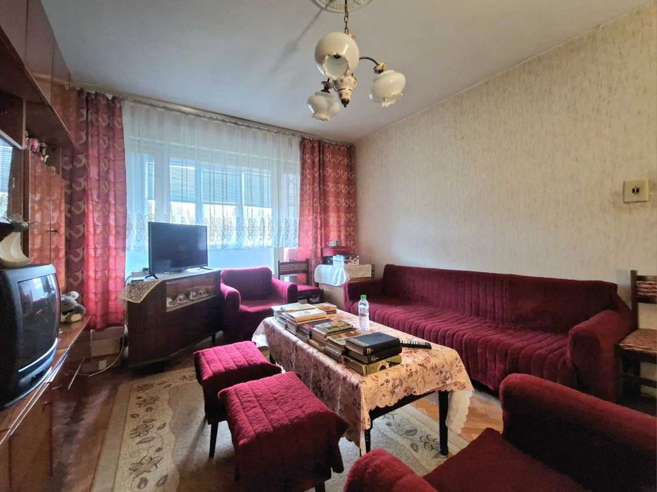 Продава се Двустаен апартамент в Русе, Здравец Изток - 62 кв.м за 1005 €/кв.м - Снимка #2