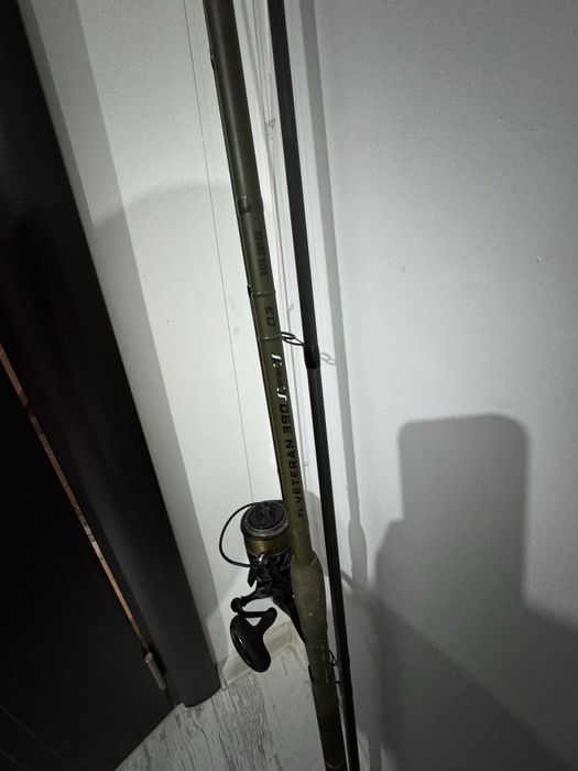 Фидер  PRO FL Veteran 3,9  с макара Макара Tubertini Dark 5000