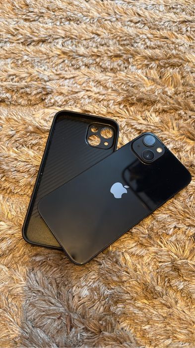 Iphone 13 в идеальном состоянии.