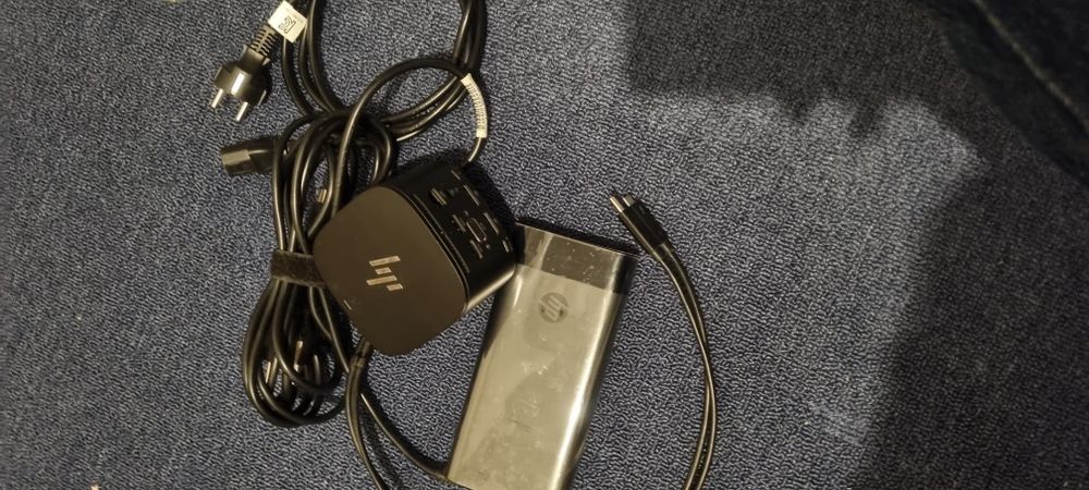 Casti, docking si altele