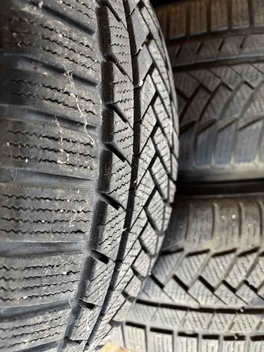 Зимни гуми Continental 225/50/18