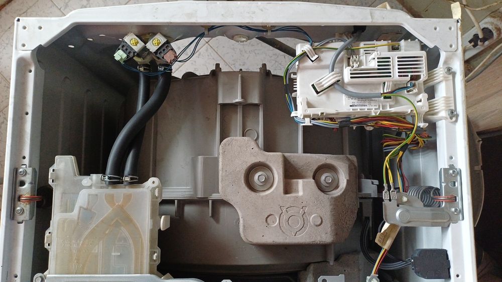 Пералня ZANUSSI ZWG 5140P за части или ремонт