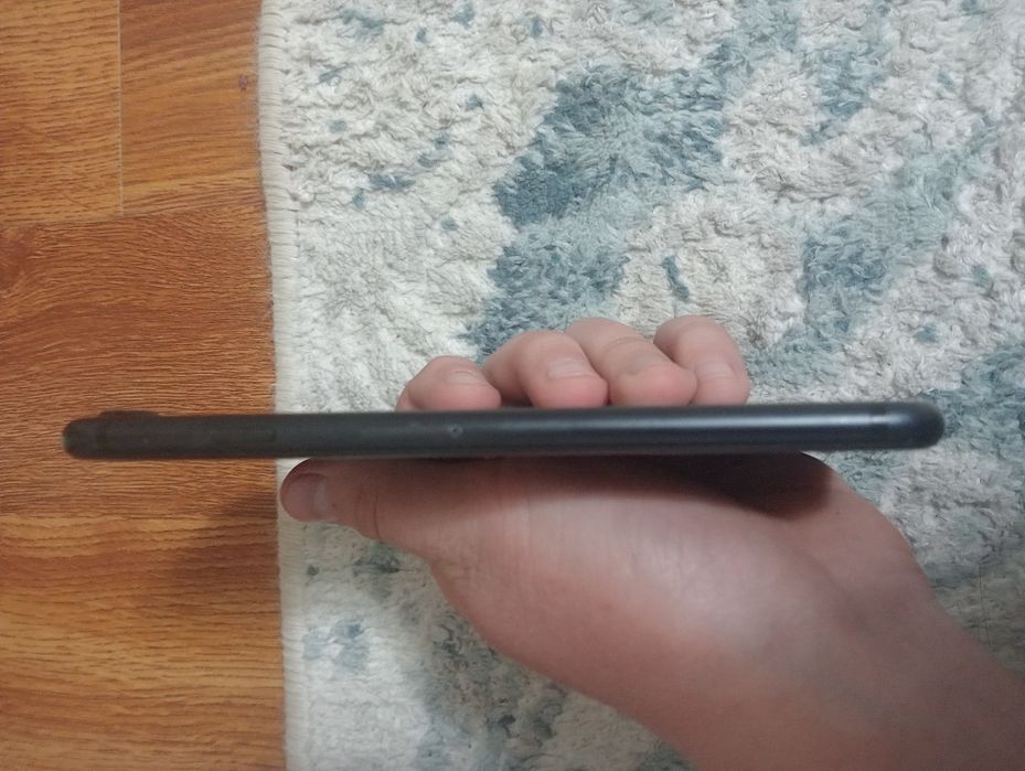 Айфон 7 черный цвет