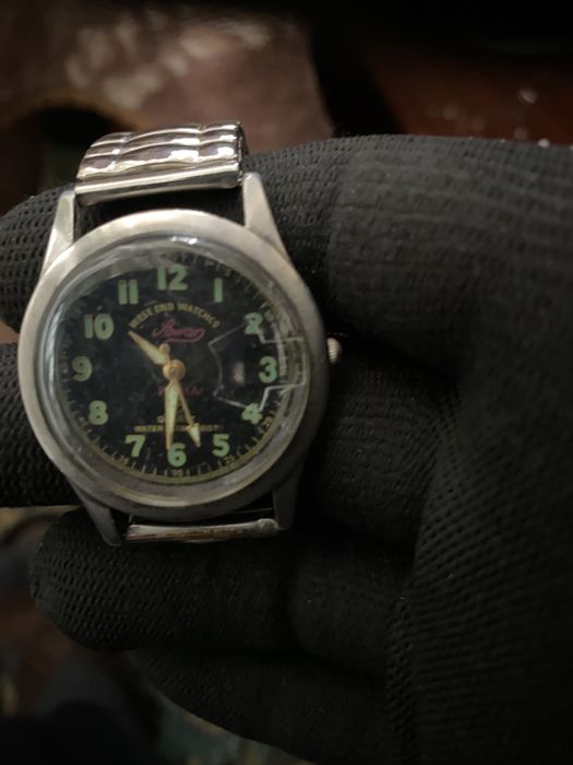 Продам часы