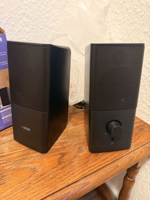 Set boxe pentru televizor sau calculator NOI