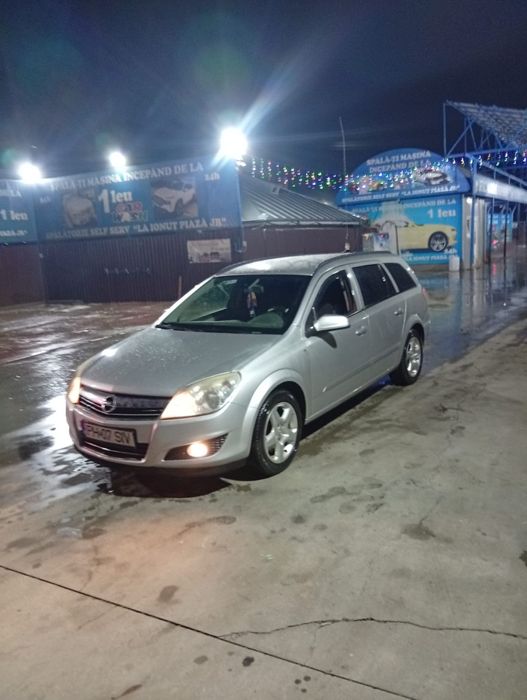 Vând Opel Astra h