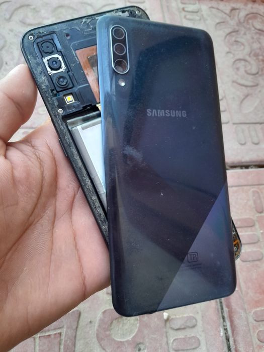 Samsung a32 sotiladi zapchastga