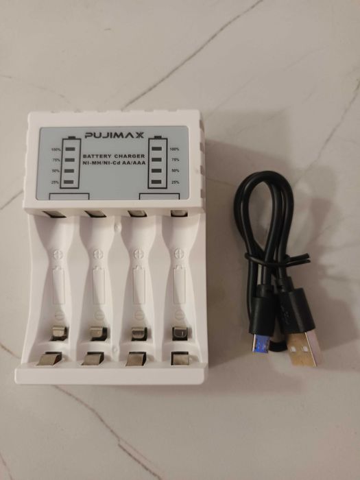 Зарядно за презареждащи батерии, зареждачка, НОВО, 1.5V, АА, ААА