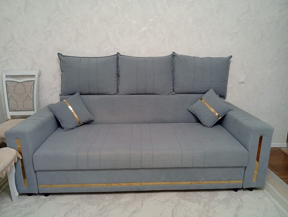 Срочно продам диван