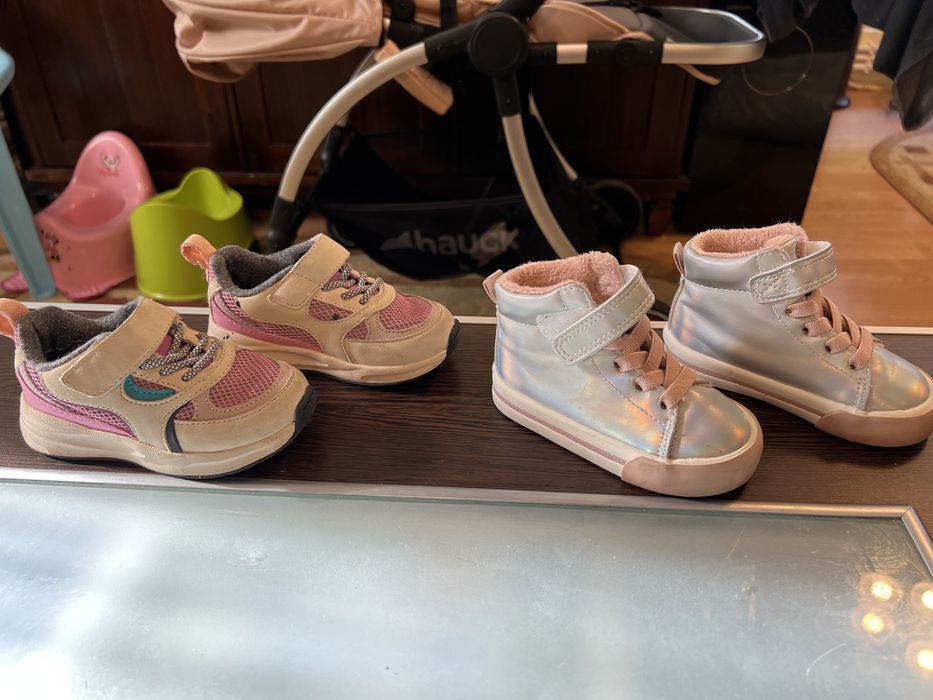 Ghete Frozen nr 20/21 si adidasi zara nr.22