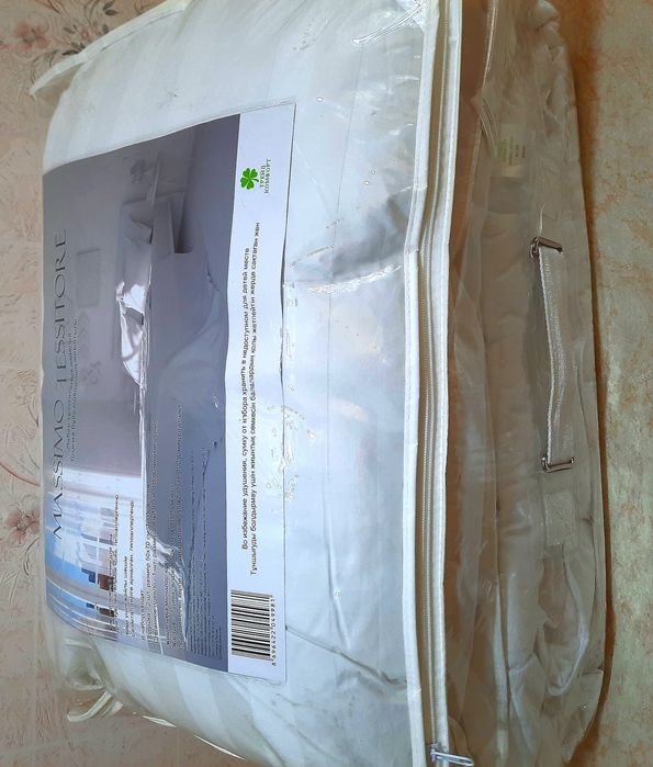 Комплект 2 подушки, одеяло