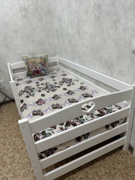 Пролам детскую кроватку