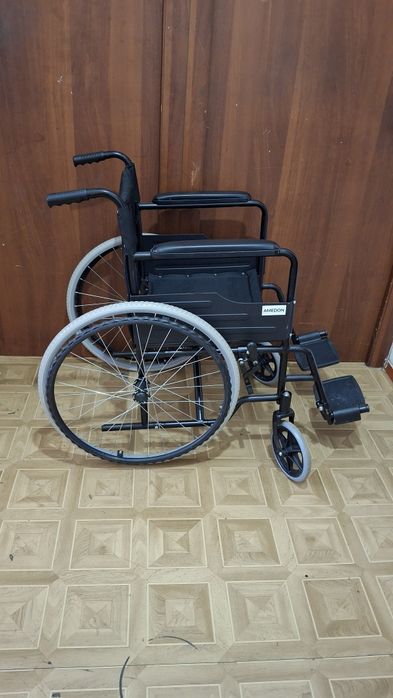 Инвалидная коляска