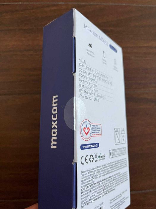 Telefon mobil Maxcom MS652