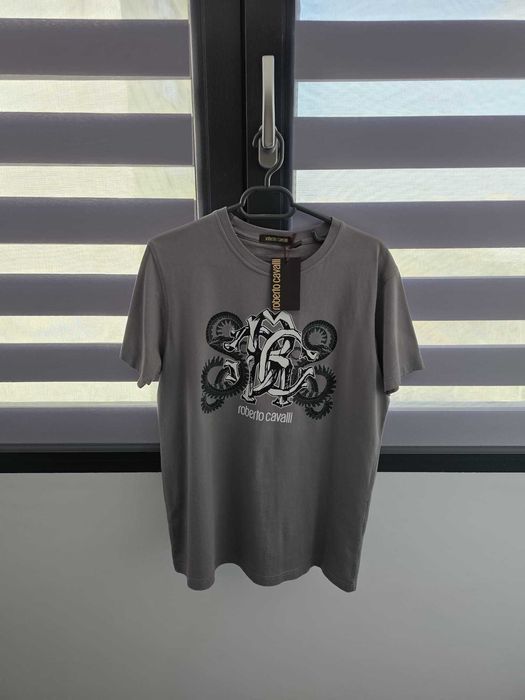 Tricou Roberto Cavalli Gri Bucuresti Sectorul 3 • OLX.ro