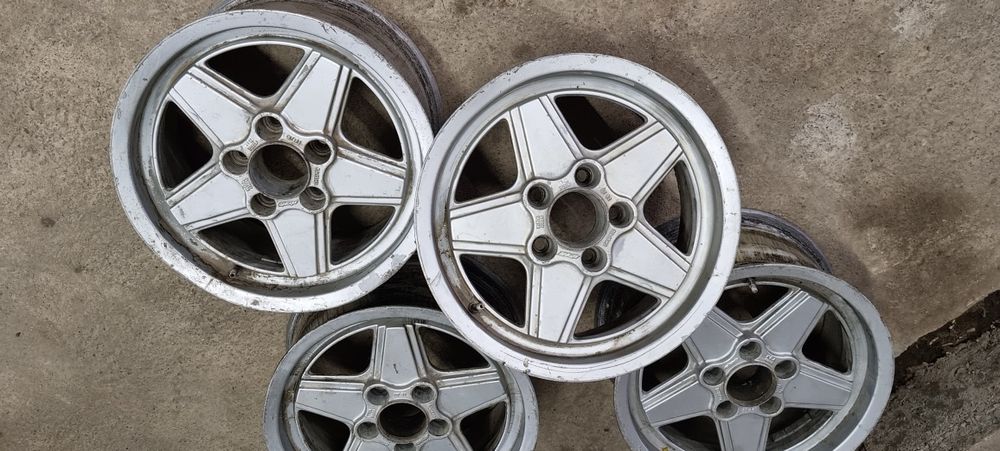 Диски R 15 , 7 J . ET 32 mercedes original