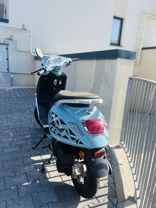 Vand sau schimb Scuter