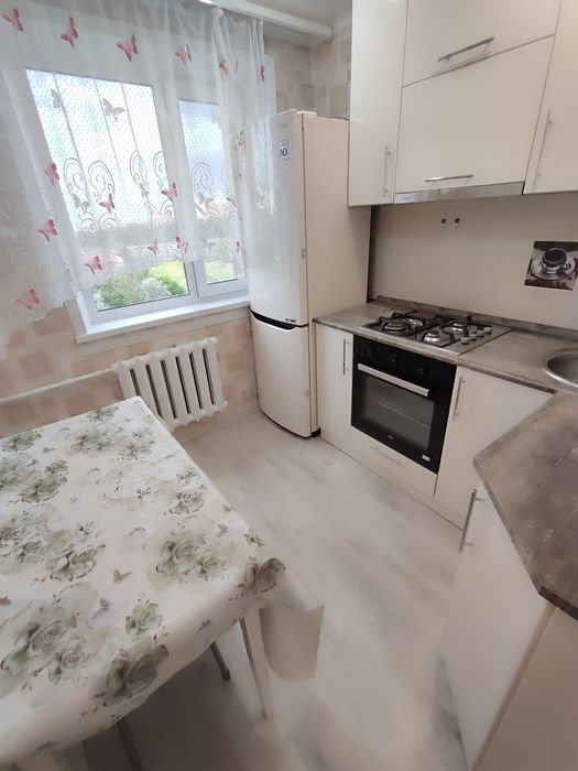 Продается 2-комн с хорошим ремонтом