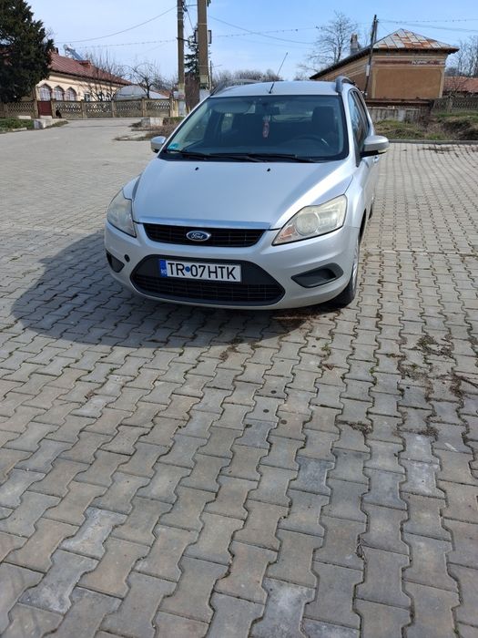 Vând ford focus 1.6 tdci