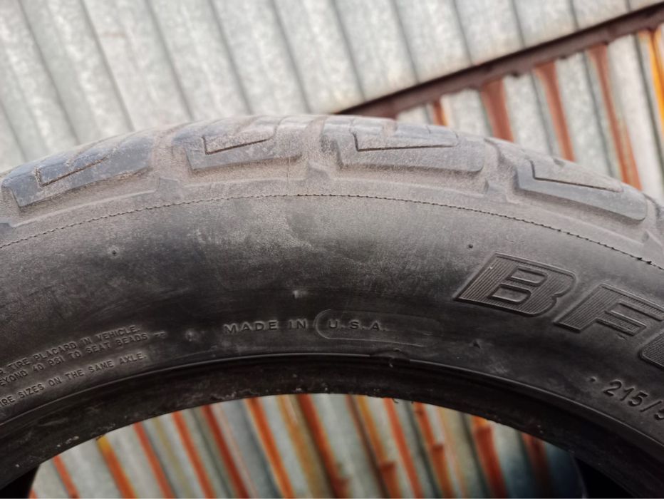 Продам летние шины 215/55/17