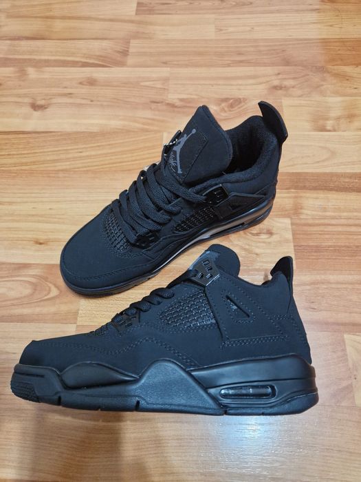 Încălțăminte Jordan patru