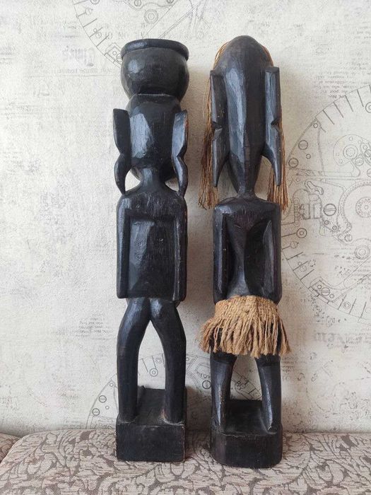 Продаются статуэтки деревянные