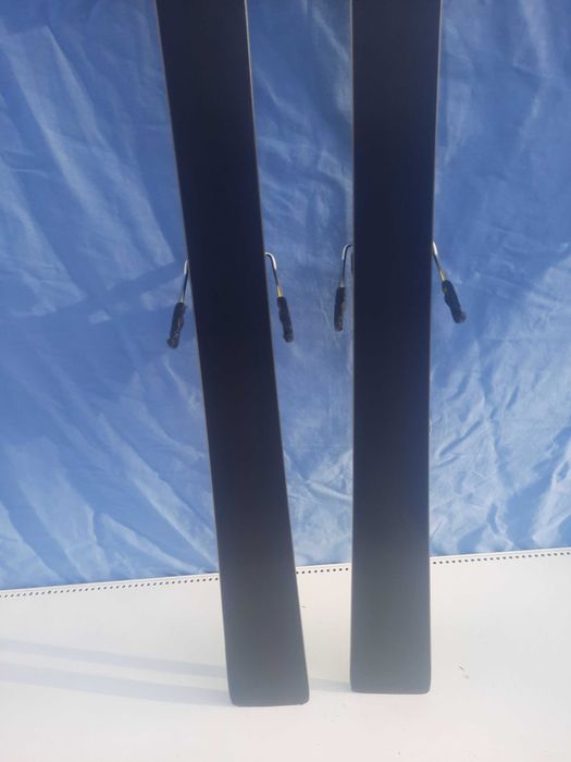 Карвинг ски 165см. SALOMON SMAX 6, 2022