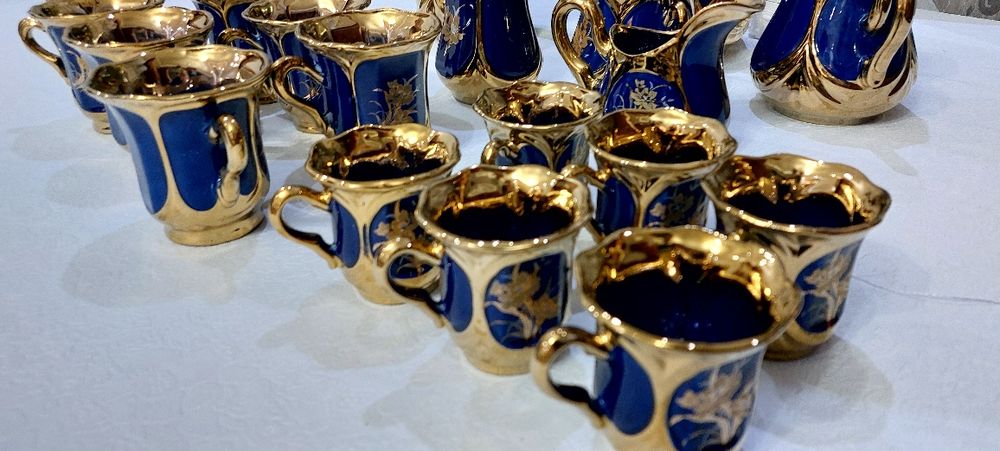 ЧАЙНИ сервиз новый