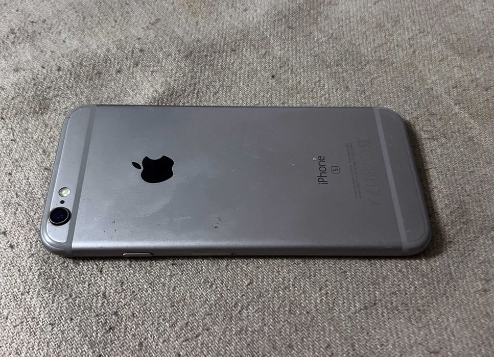 iPhone 6s 32GB Space Gray A1688 iOS 15.8.7 neactivat pentru piese