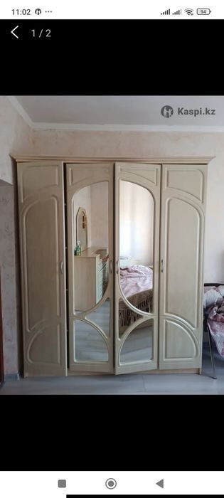 Продам спальный гарнитур
