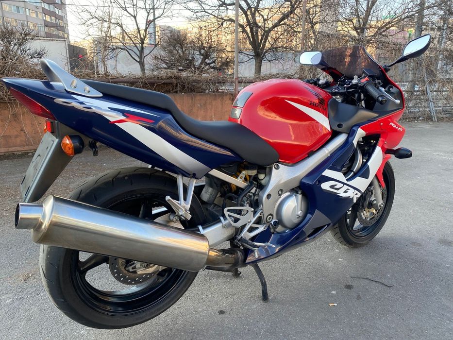 Vand motocicleta cbr f4i