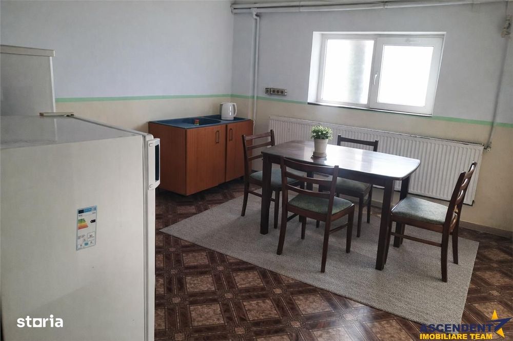 Hala industriala versatila,spatii cazare, platforma betonata,2.300 mp,