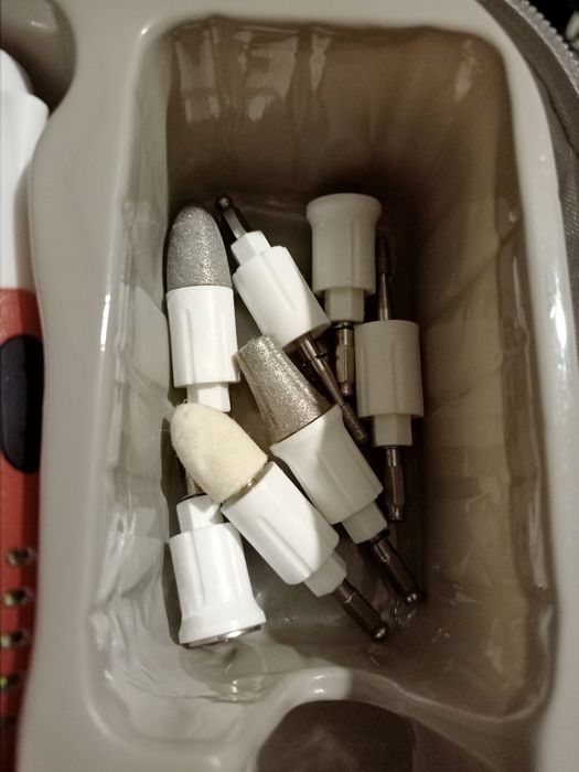 Бормашинка для маникюра