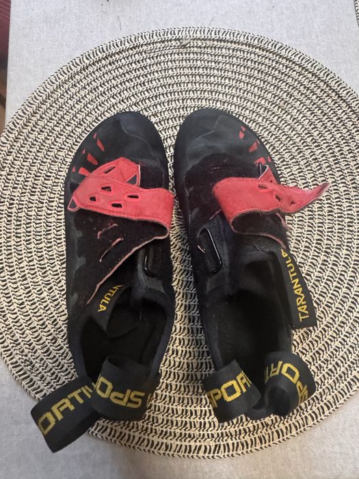 Еспадили Tarantula BLACK/POPPY 36½