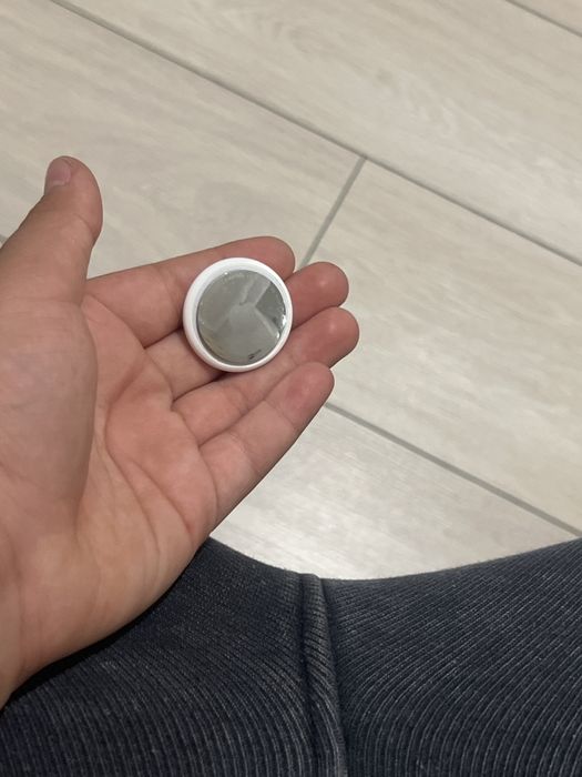 Apple AirTag в хорошем состоянии