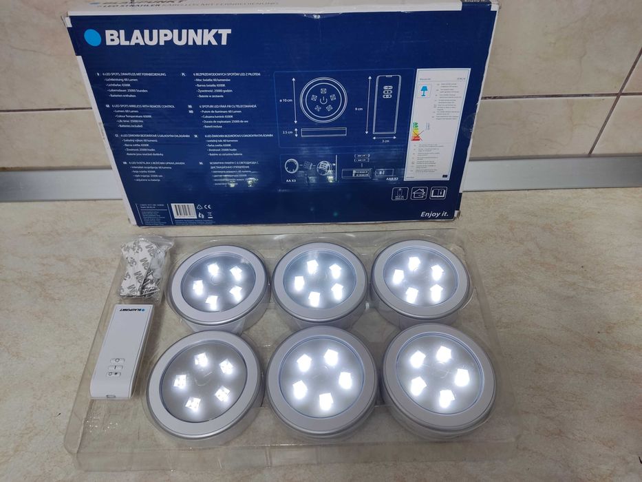 Set Blaupunkt 6 spoturi led fara fir cu telecomanda