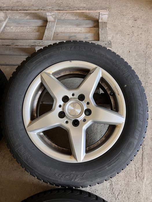 Jante Vw , Audi , Mercedes 15 inch’ + anvel iarna 195/65/15 , Michelin