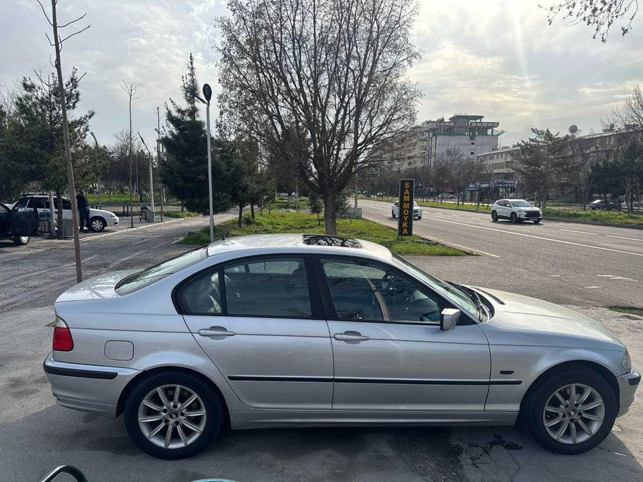 BMW e46 323! 2000г БМВ