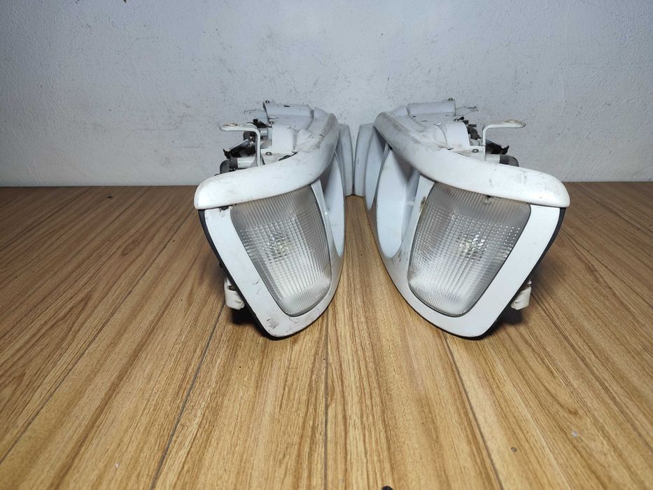 Фары 2шт Nissan Cedric Gloria Y33 95-97г Ниссан Цедрик Глория 33 перед