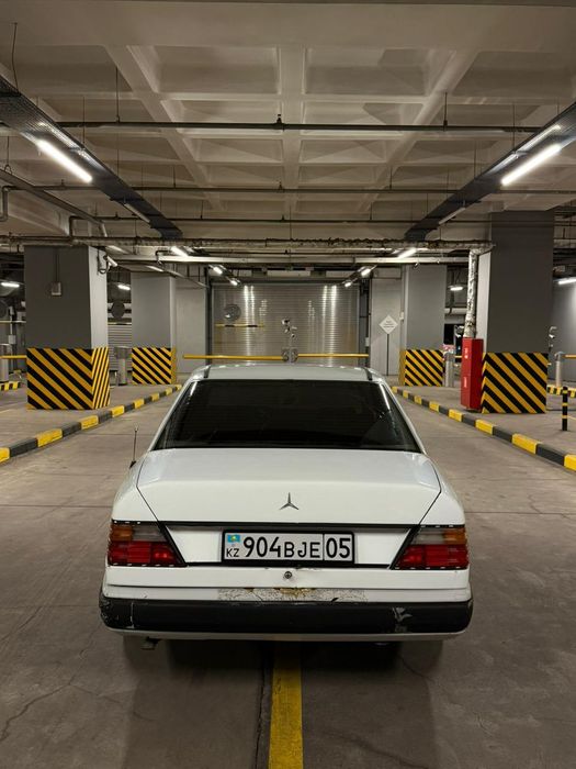 Продам Мерседес 124