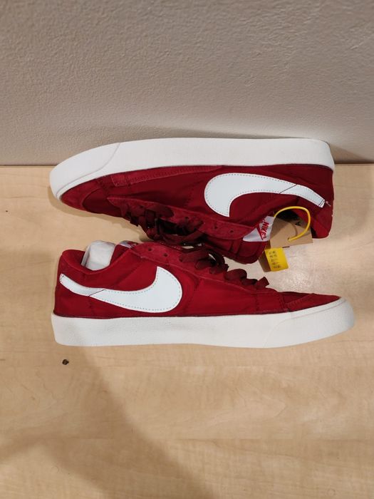 Adidasi engros de vanzare