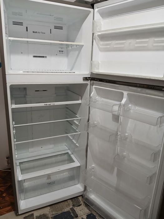 Frigider LG invertor linear